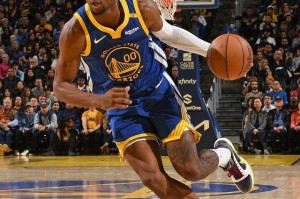 九游体育下载app-2年4500万&amp;amp;球队选项&amp;amp;放弃否决权！库明加没接受因他真不想回勇士