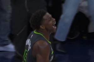 九游体育在线网站-19分逆转马刺！爱德华兹赛后仰天长啸 很高兴啊！