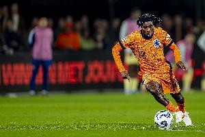 九游体育网页-英媒：弗林蓬将与利物浦签约5年，并继续选择30号球衣