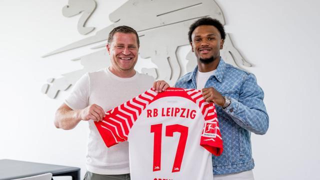 1756631089222060545.jpg 1756631089222060545.jpg